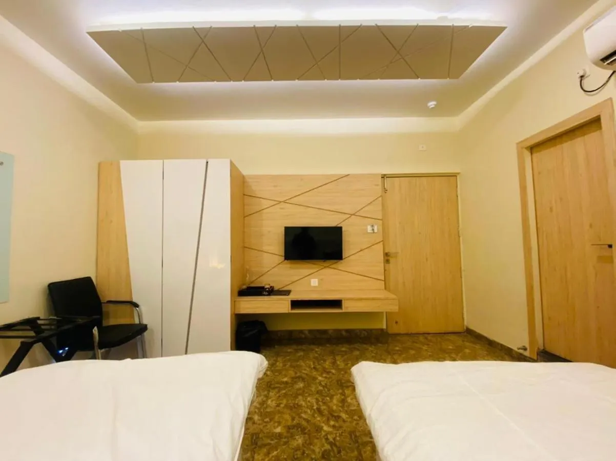 Hotel Vrindavan Palace Varanasi 0*,  India